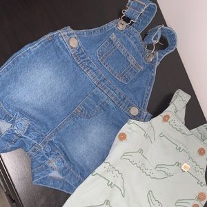 (3-6 months) baby boy overalls(2|$15)
